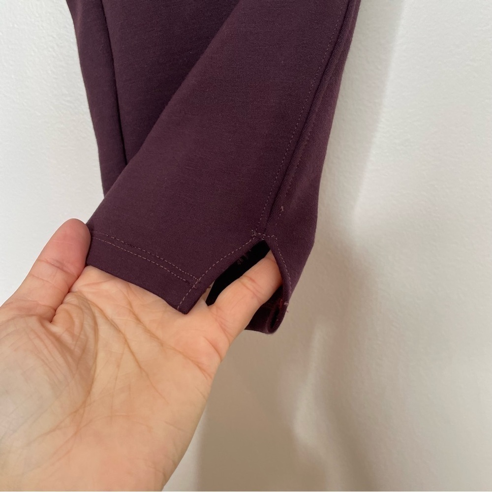 Spanx Ponte Hem Split Cropped Legging Brandywine … - image 4